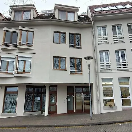 Castle With Terrace Self-check-in Pressburg