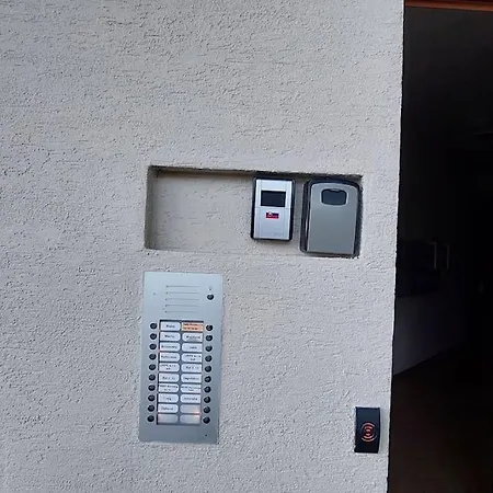 Apartment Castle With Terrace Self-check-in